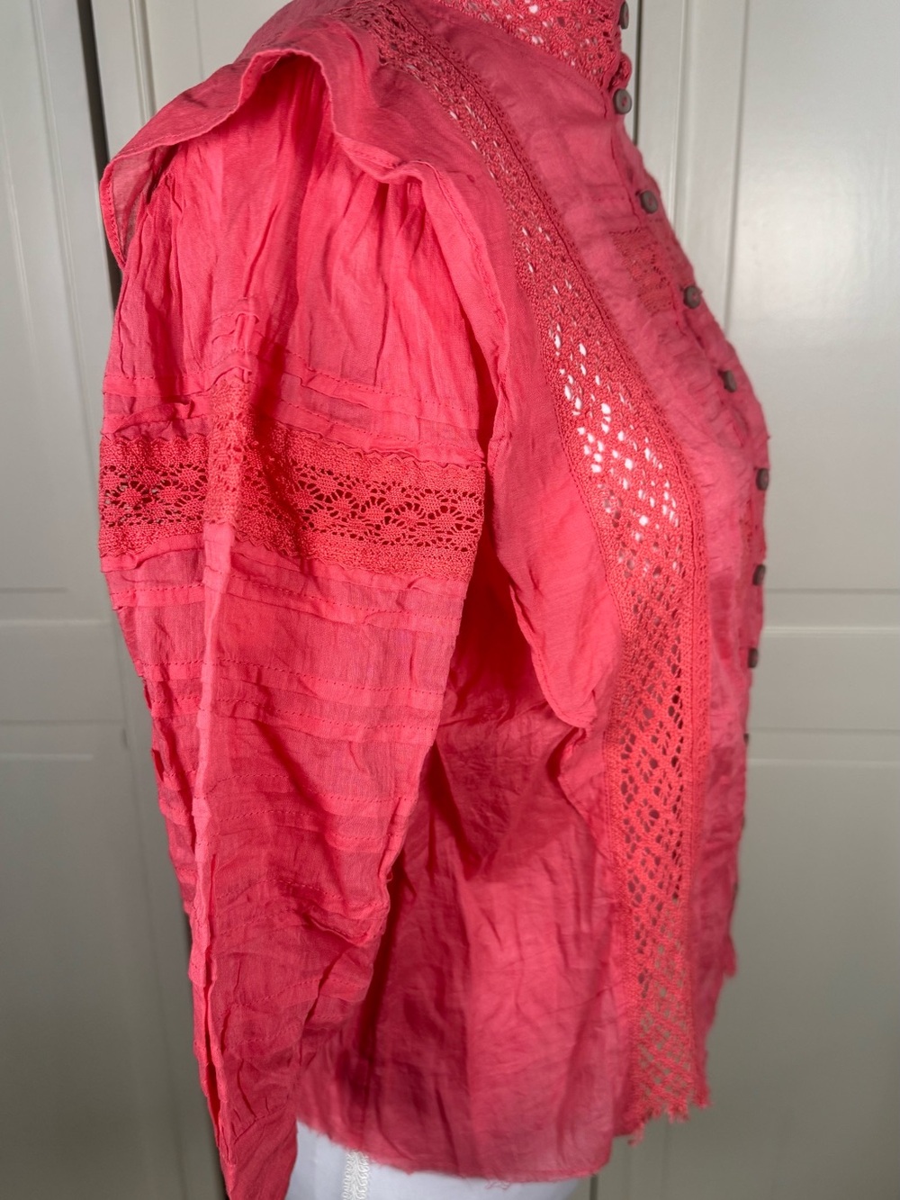 FP One Free People Coral Crochet Lace Cotton Gauze Blouse XS - Picture 3 of 9